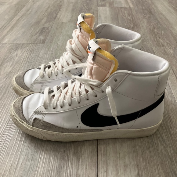 Nike High Top Blazers - Picture 2 of 7